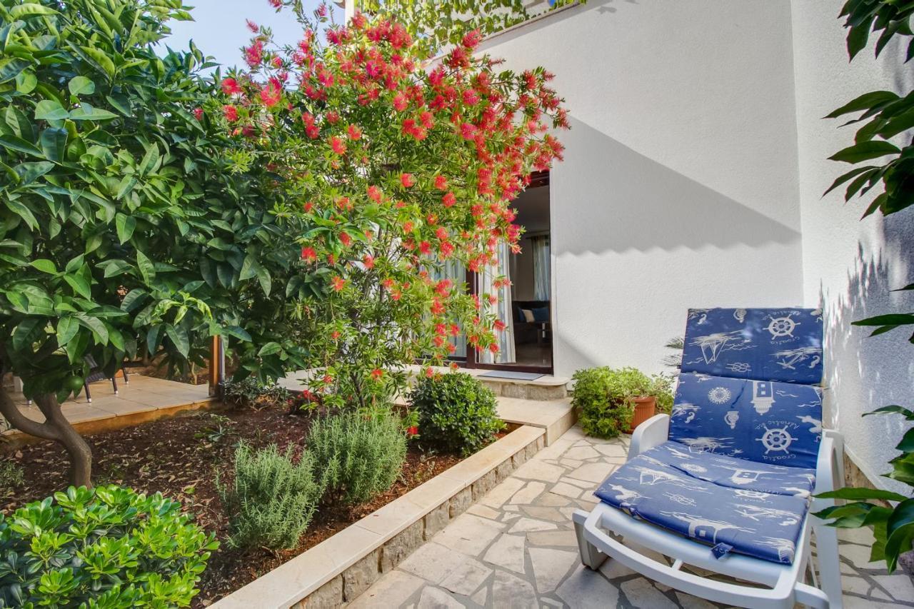Apartman Mirjana 1 Mali Lošinj Exterior foto